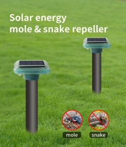 New Solar Mouse Repellent Snake Repellent Ultrasonic Animal Repellent