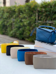 Waterproof Nylon Satin Inner Geometry Bag Simple Smile Applicable Puzzle Square Makeup Storage Bag for Everyone Pure Color