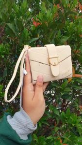 HANAMI Dompet Lipat Wanita Cantik Kulit Krem Tali Pendek Lucia WA967C3 Terbaru Mewah Branded Premium