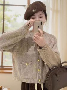 Blue Short Sweater: A Stylish & Slimming Choice