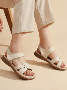 รองเท้าแตะผู้หญิงหนังแท้สวมใส่สบาย รองเท้าแตะแบบสวมหัวส้นแบน พื้นยาง ทรงหลวม รองเท้าแตะสไตล์โรมัน สำหรับฤดูร้อน