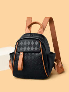 กระเป๋าเป้สะพายหลังผู้หญิงหนังวัวสุดหรูขนาดเล็ก สไตล์ใหม่ 2025 กระเป๋าสะพายไหล่คู่ หนังนิ่ม กระเป๋าเดินทาง แฟชั่น เทรนด์