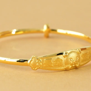 Chow Sang Sang 周生生 999.9 24K Pure Gold Chinese Gifting Collection Newborn Longevity & Fortune Piglet Adjustable Bangle for Tiny Size 90887K Price-by-Weight 8.98g Gold