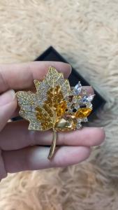 M&P Store - Ghim cài áo lá phong cao cấp - Quà tặng cho phái nữ vào các dịp lễ