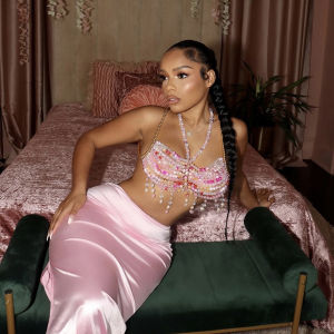 บรายกทรงแต่งพู่ลูกปัดแก้วคริสตัลทรงกลมไล่ระดับสีสำหรับคลับปาร์ตี้วันหยุดงานแฮนด์เมด