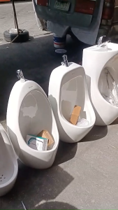 Quality Ceramic Urinal Complete set / Ceramic Wall Hung Urinal Complete set