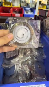 สปริง ลานสตาร์ท 5200 (ดึงเบา) สีเงิน สปริงลานสตาร์ท (ดึงเบา) อะไหล่เลื่อยโซ่ยนต์