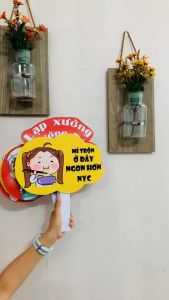 Bảng hagtag Lạp xưởng nướng đá mì trộn đồ ăn vặt cầm tay checkin trang trí mẫu hot trend