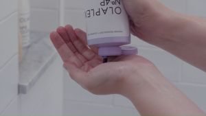 OLAPLEX No 4P Blonde Enhancer Toning Shampoo 250ml