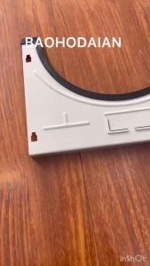 Kệ treo mũ bảo hộ lao động có 4 ngăn Hàn Quốc COV 98cm x 17cm