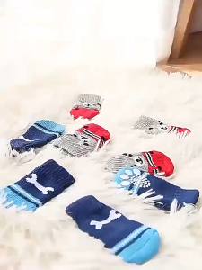 Tất vớ thú cưng không trơn trượt cho chó mèo [mẫu ngẫu nhiên]