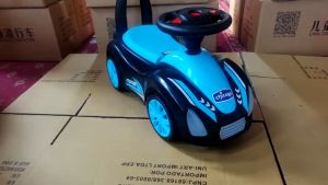 CANDY KIDS 1 - 3 YEARS TOLOCAR PUSH CAR RIDE ON TOY 4 WHEELS MUSIC LIGHT