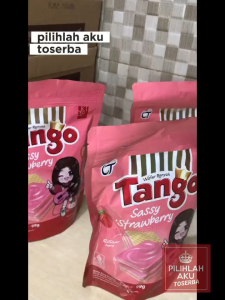 WAFER TANGO POUCH STRAWBERRY 100 gr - ( HARGA SATUAN POUCH )