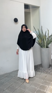 Bergo Kanaya by Qeysa (Bergo Syari Jumbo)