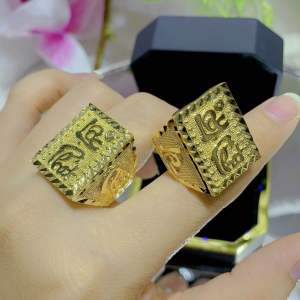 Nhẫn nam bản lớn chạm sáng chữ Tài Lộc mạ vàng Kami trang sức sỉ NTLOC3