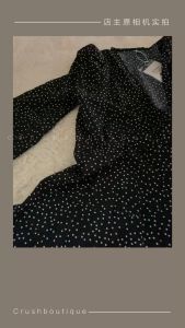 【READYSTOCK】Polka dot dress V-neck dress women long sleeve dress chiffon mini dress puff sleeve dress 现货波点连身裙 长袖连身裙 V领连身裙 木耳边连身裙 korean fashion women 显瘦连身裙 生日群 气质连身裙