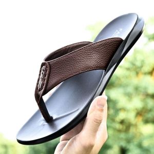 Mens Discount Leather Slippers 2024 New Thick Bottom Casual Leather Sandals Trendy Outdoor Slippers Comfortable Wear