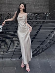 รองเท้าแตะส้นสูงแบบผูกเชือกสำหรับฤดูร้อนปี 2025 รองเท้าแตะส้นบางแบบเซ็กซี่สำหรับผู้หญิง รองเท้าแตะแบบสวมสำหรับใส่ไปนอนในห้องนอน