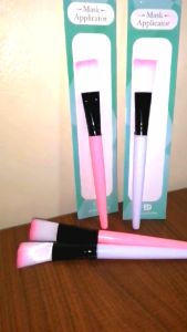 Beautederm Face Mask Applicator