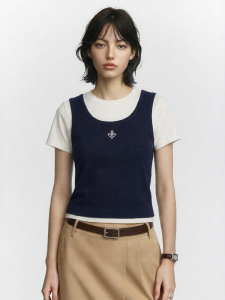 Two-tone Embroidered Fake Two-Piece Tshirt