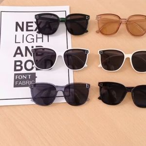 Kacamata Hitam Korean Fashion Wanita Square "D" Kaca Mata Fashion Oversized Sunglasses