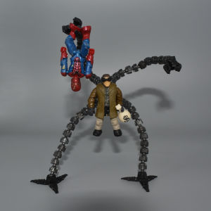 Mega Bloks Marvel Doctor Octopus Moveable Mechanical Arm And Claw Building Toys for Boys And Girls over 8 Years Old