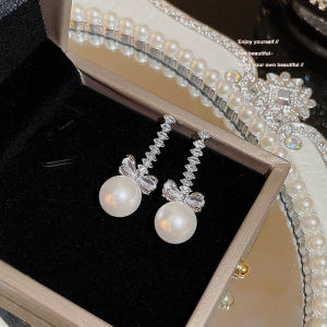 ที่ละเอียดอ่อนสไตล์หวานผีเสื้อต่างหูผู้หญิง High-end ฤดูร้อนทองเหลือง Gold-Plated อัญมณีประดิษฐ์