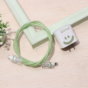 ZAY Pelindung Kabel Data Pengisi Daya Cangkang Lunak Transparan Wajah Tersenyum Keberuntungan untuk IP