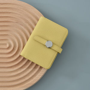 หนัง กระเป๋าสตางค์ใส่บัตรความจุขนาดใหญ่ป้องกันแม่เหล็ก ผู้หญิง สไตล์รูปทรงแนวตั้งช่องใส่การ์ดใบอนุญาตขับรถ ดีไซน์