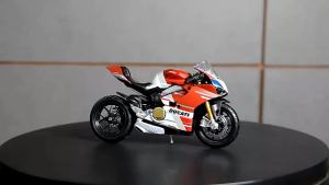 Maisto | Maisto Ducati V4 S Tỉ Lệ 1:18 Diecast Mô Hình Xe Máy Siêu Trần Hợp Kim Sưu Tập Cao Cấp Quà Tặng Đồ Chơi Dành Cho Độ Tuổi Từ 14 Trở Lên