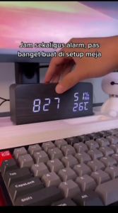 Jam Meja Digital LED Kamar Tidur Model Kayu Weker Alarm Hias Klasik Unik dan Lucu Aesthetic Charger