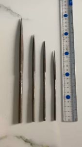 Dũa sắt tam giác thợ bạc