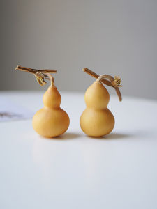 Handcrafted Small Gourd Handle Item with Dragon Head Premium Cultural Plaything Natural Gourd Hand-Turned New Stock 25 Years