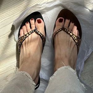 Bơm đinh tán mùa hè xăng-đan cao gót da lộn cổ điển cho nữ