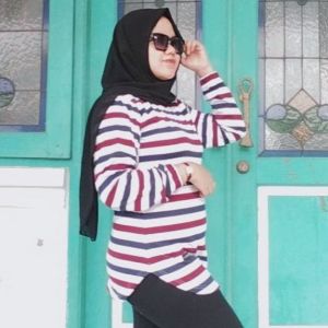 Kaos Oval Atasan Wanita Bahan Katun Combad Adem Bisa Cod