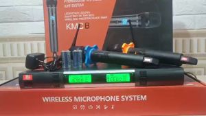 Micro không dây JB.L KMC8 Thế hệ mới 2023 khả năng chống hú cao giúp âm thanh trở nên mượt mà sống động hơn.