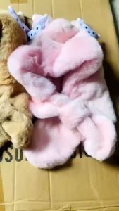 Mũ Trùm Đầu kuromi Kèm Khăn Choàng Cổ Giữ Ấm Mùa Thu Đông Dễ Thương Cho Bé