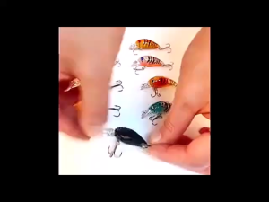 <𝙇𝒂𝙯𝑺𝙜𝑴𝙖𝒍𝙡> 8PCS Crankbaits Set Mixed Color 4.5cm/4g Fishing Lure Minnow Bait with Box