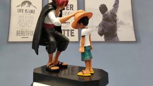 Bandai | 18cm One Piece Shanks Luffy Figure Anime Straw Hat Boy PVC Model Desktop Decor Collectible Statue Gift
