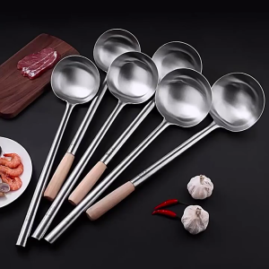 1PC HIGH QUALITY LONG HANDLE LADLE AND SIENSE WITH WOOD HANDLE (COOKING UTENSILS) 555 MAKAPAL SOUP LADLE SANDOK SIENCE