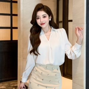 เสื้อเชิ้ตผ้าซาตินคอวีแขนยาวผู้หญิงฤดูใบไม้ร่วง 2025 ใหม่ เสื้อเชิ้ตผ้าชีฟองระดับไฮเอนด์ ทรงเข้ารูป สไตล์เกาหลี เสื้อเชิ้ตผู้หญิง