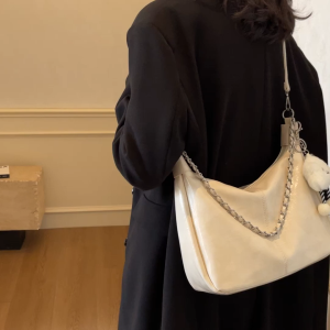 Tas Selempang atau Sling bag Wanita Model Terbaru CPB 3922