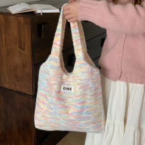 Onebear Tas bahu rajutan pelangi baru untuk pelajar perempuan tas rompi kelas atas untuk anak perempuan tas sekolah wanita y2k tas tangan berkapasitas besar dan serbaguna