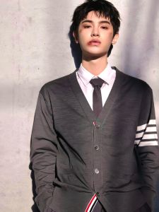 TB Classic Wool Blend Knitted V-Neck Four Button Cashmere Slim Fit Couples Style Base Layer Outerwear Sweater Open Cardigan