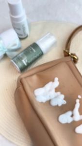 คลินิกหนังสือ น้ำยาทำความสะอาดกระเป๋าหนัง - ครีมบำรุงหนังเงางาม (ผ้าไมโครไฟเบอร์) สปากระเป๋า เช็ดกระเป๋า