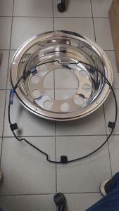 J20S13 22.5 INCH 10HOLE REAR WHEEL CHROME WHEEL COVER FOR LORRY BUS PRICE FOR 1PC