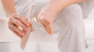 USB Rechargeable Electric Foot Pedicure Callus Remover Exfoliate Dead Skin Smooth Feet / Pengikis Tumit Kulit Kasar