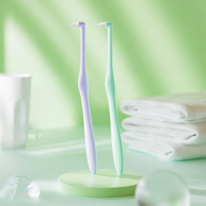 Orthodontic And Floss Cleaning Tooth Gap Brush