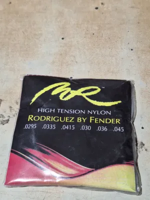 Senar Gitar Klasik Nylon MR Satu Set Gitar