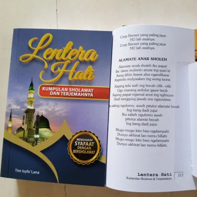 buku sholawat lentera hati isyfalana kediri kumpulan solawat dan terjemahnya alamate anak sholeh nusantara bersholawat bersolawat solawat sholawat Buku Lentera hati Kumpulan sholawat dan terjemahnya
